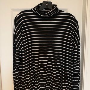 Michael Kors - lightweight turtleneck top